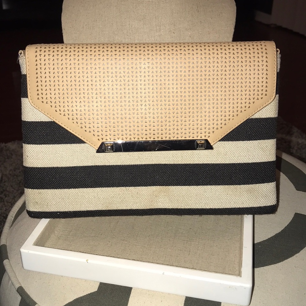 Stella&dot Stripped Clutch
